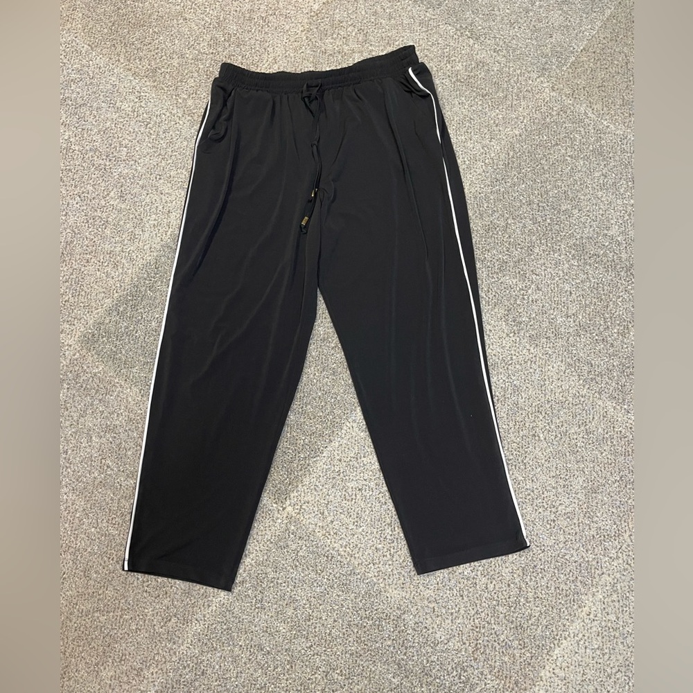 JLo jogging pants